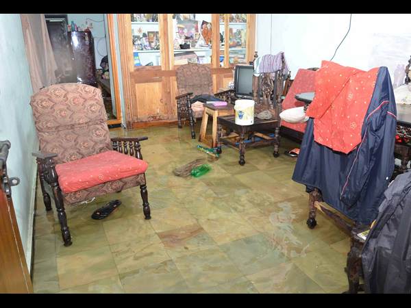 బతుకు తడి..