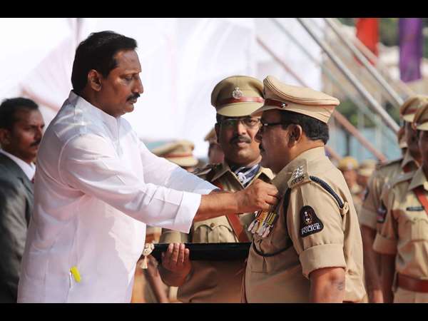 కిరణ్ 8