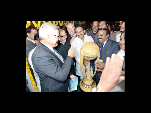 సదస్సు 12