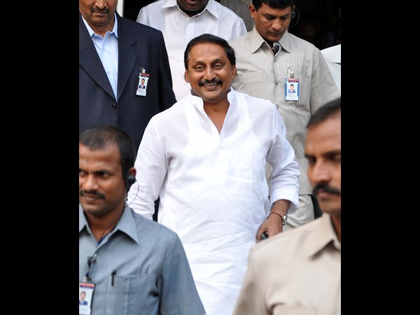 ఢిల్లీలో కిరణ్ రెడ్డి ఇలా... 