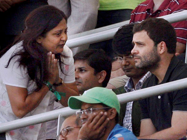 రాహుల్ గాంధీ వచ్చాడు...