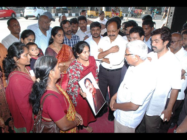 కోదండరామ్ ఇలా..