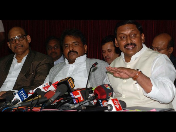 కిరణ్ రెడ్డి తీవ్ర స్వరం..