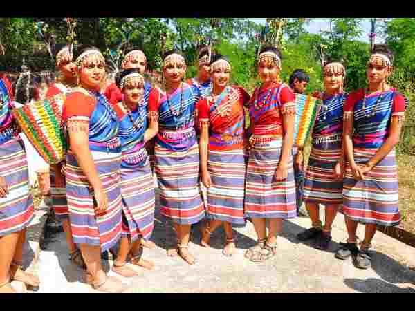 ఎగ్జిబిషన్ 6