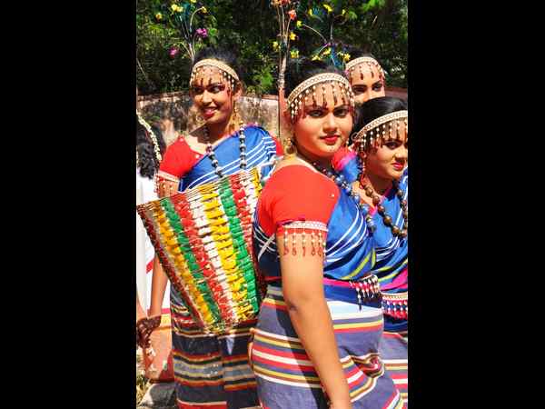 ఎగ్జిబిషన్ 7