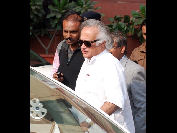 జైరాం రమేష్ కీలకం..