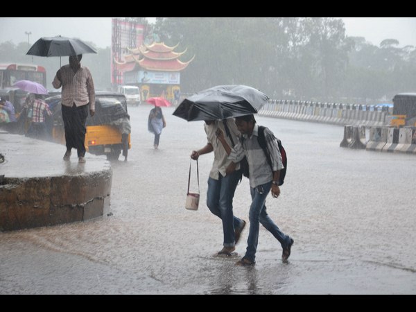 వర్షంలోనే ఇలా..