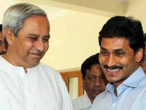 Naveen Patnaik backs YS Jagan on united AP Naveen Patnaik backs YS Jagan on united AP
