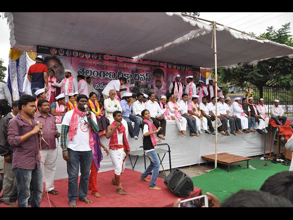 ఆటాపాటా..