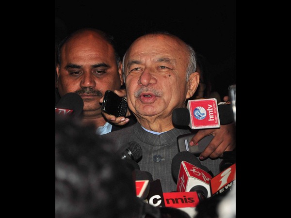 తెర దింపన షిండే..