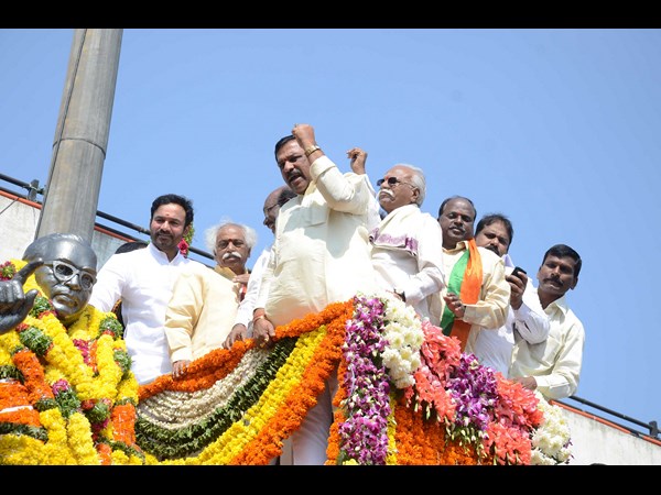 హైదరాబాద్ 1