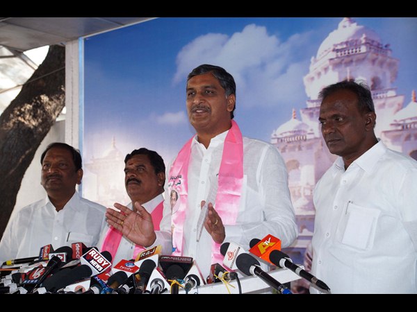 హరీష్ రావు విమర్శలు