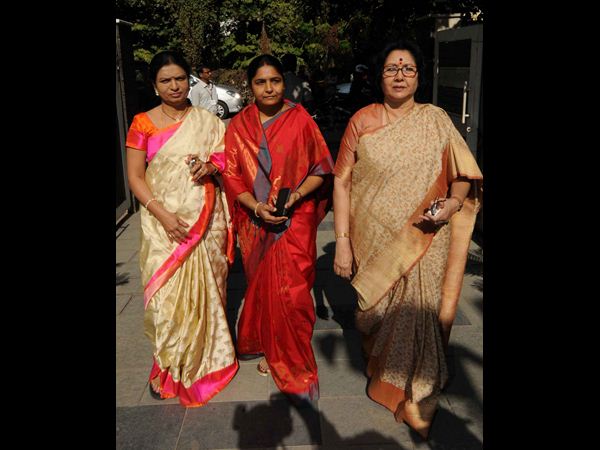 ముగ్గురు మహిళా మంత్రులు