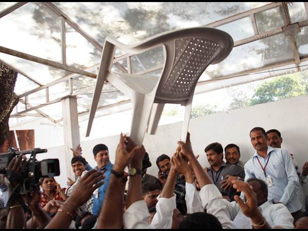 శాసనసభ 9