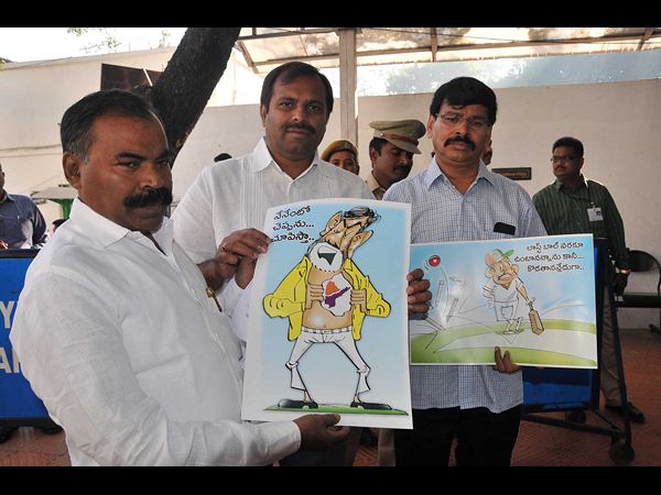 కొడతానన్నేదు కదా...