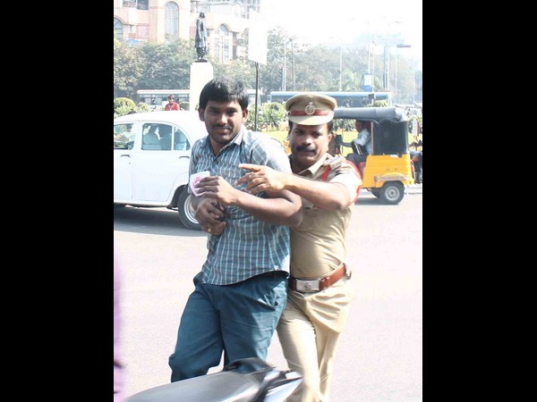 ఆందోళన 3