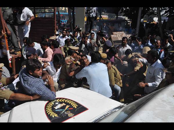 టిడిపి 9