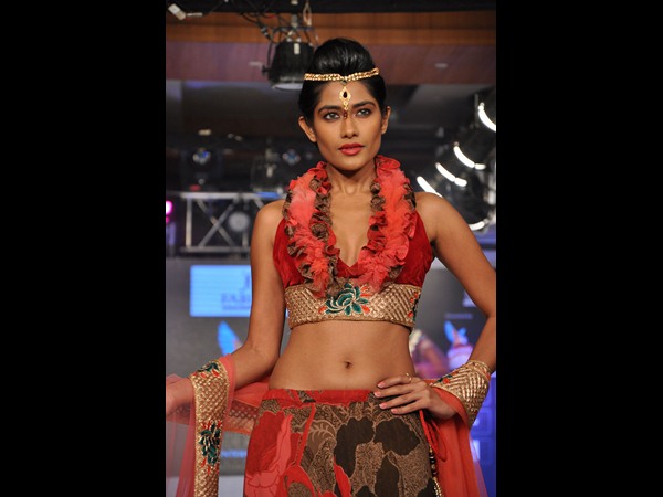 ఫ్యాషన్ 13