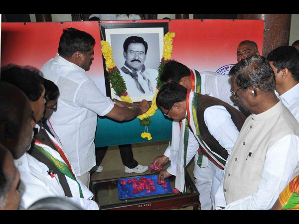 పిజెఆర్‌కు నివాళి