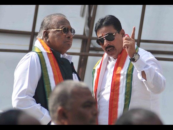 విహెచ్, దానం ఇలా..