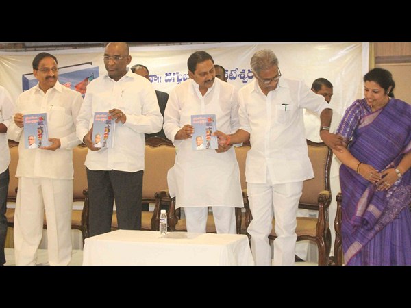 పురంధేశ్వరితో దగ్గుబాటి ఇలా...