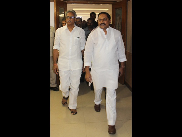 కిరణ్ రెడ్డితో దగ్గుబాటి..