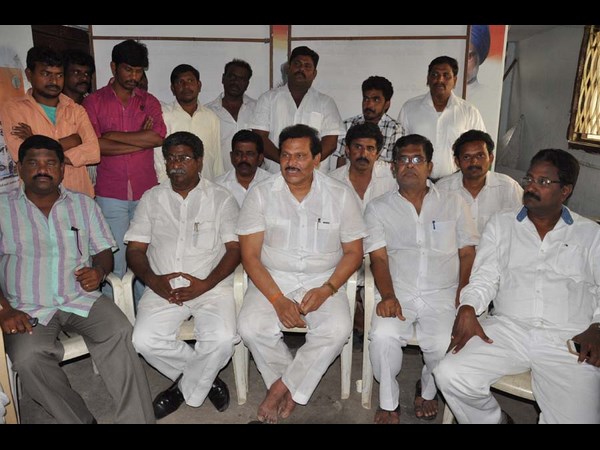 మొదట ప్రశాంతమే..