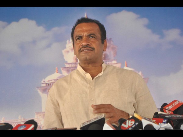 మూర్ఖపు చర్య..