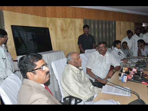 బస్ భవన్ 4