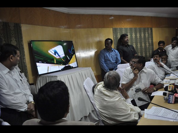 బస్ భవన్ 1