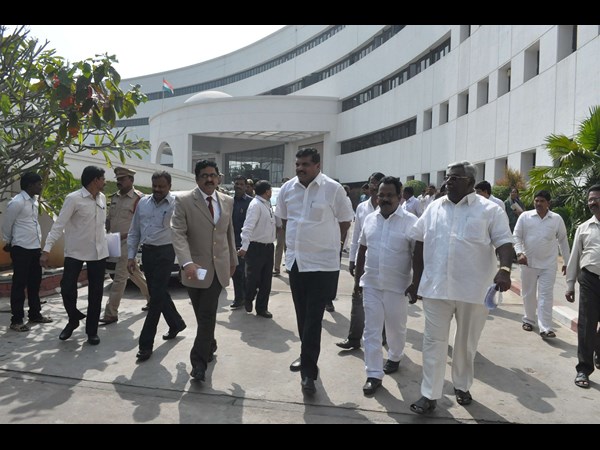 బస్ భవన్ 5