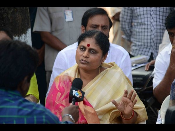 గోషా మహల్ పోలీసు స్టేడియంలో.... 3