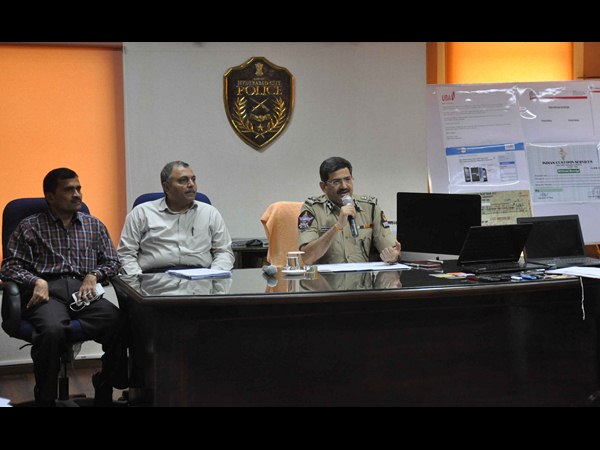 నైజీరియన్ ముఠా పట్టివేత 