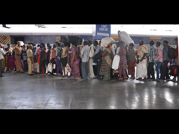 పండుగ చేద్దాం 