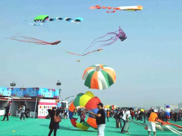 అహ్మదాబాద్‌లో ఇలా..