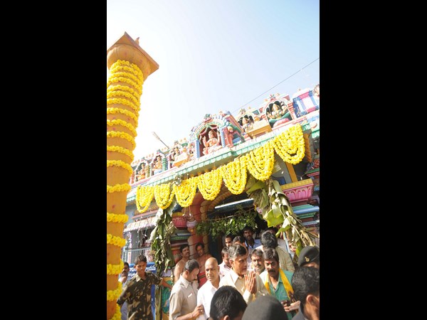 గురువుకు దండాలు...