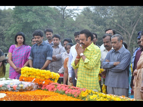 ఎన్టీఆర్ మళ్లీ పుట్టాలి..