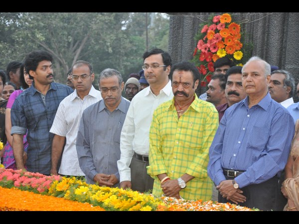 హరి వెంట కళ్యాణ్ రామ్