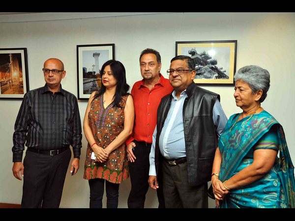 మెట్రో రైలు ఫొటోలు 