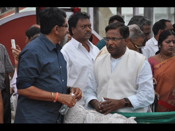 దాడి నివాళి