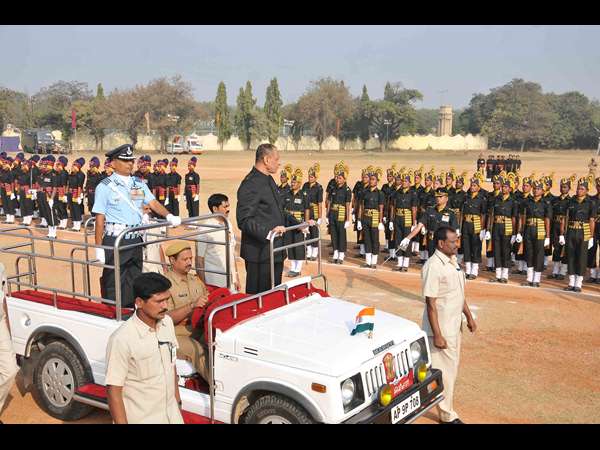 గవర్నర్ గౌరవం వందనం