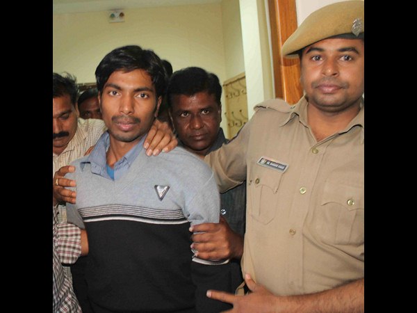 తనిష్క్ 