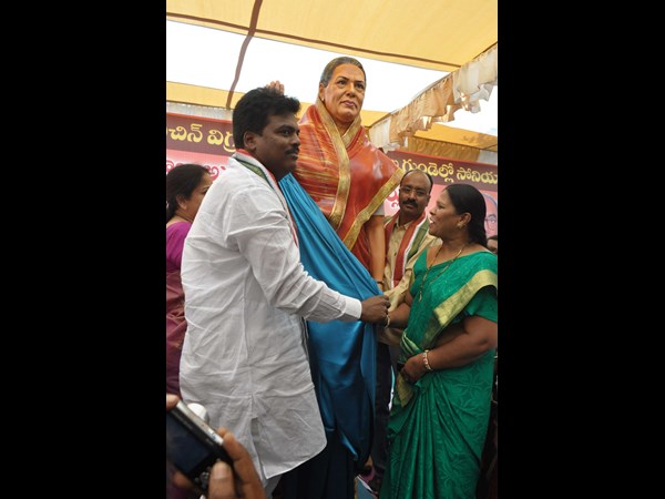 సోనియా గాంధీ