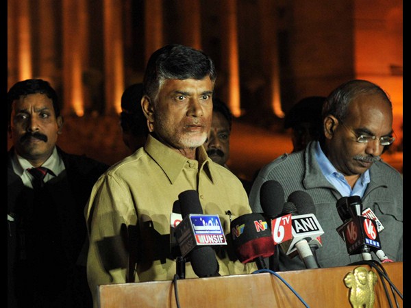 మీడియాతో..