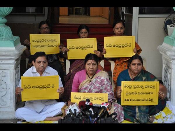 నన్నపనేని 
