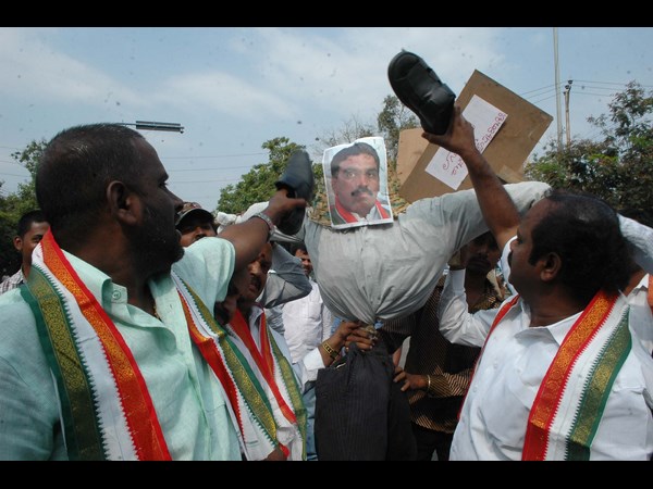 టివాదుల ఆగ్రహం