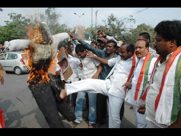 టి కాంగ్రెస్ నాయకులు