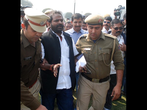 ఢిల్లీ 6