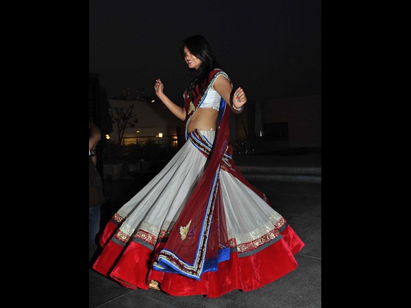 వి మెన్ ఫర్ వుమెన్ 8