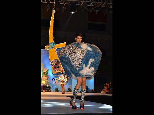 నిఫ్ట్ 15 నిఫ్ట్ 15